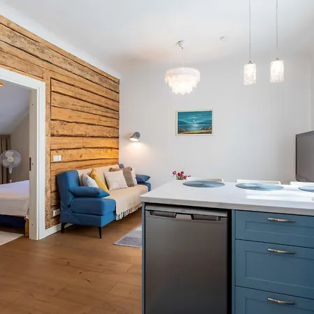 Apartmán Aiaviisa *