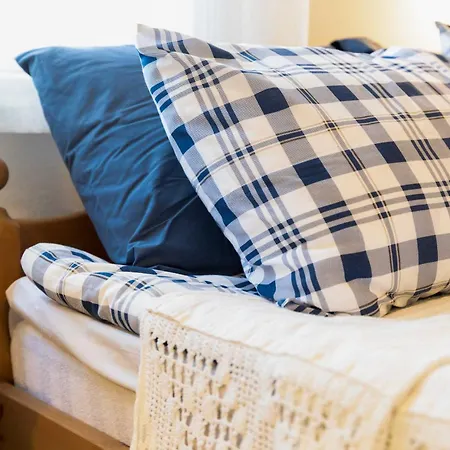 Aiaviisa Apartmán *