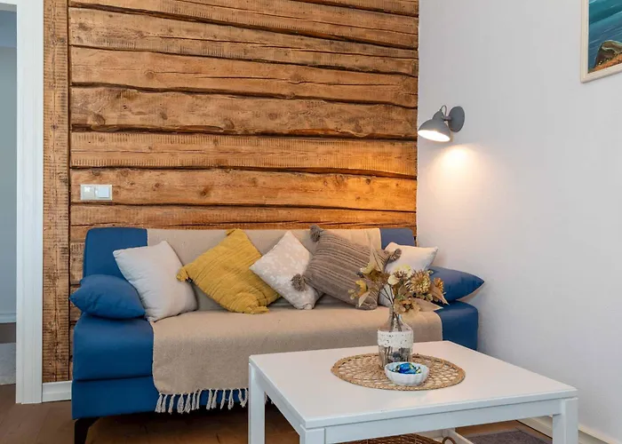 Aiaviisa Διαμέρισμα